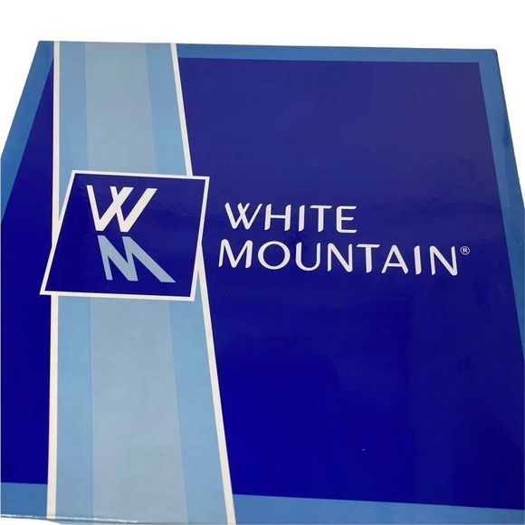 White Mountain "Seguy" Chestnut Wedge Bootie. Sz: 9M - Picture 10 of 10